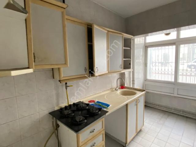 Kenan Evren Girişinde 3+1 Doğalgazlı Kiralık Daire