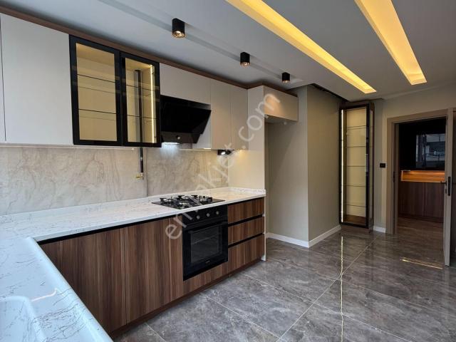 Kenan Evren'de 3+1 165 M2 Ultra Lüks Masrafsız hasarsız Satılık Daire