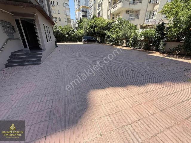 Kenanevrende Her Kat Tek Daire Xxl Masrafsız Satılık 4+1
