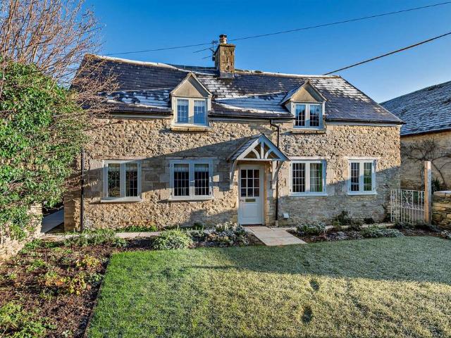 Kencot, Lechlade GL7 3 bed cottage to rent £3,500 pcm £808 pw