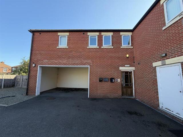Kendal Road, Shrewsbury 1 bed apartment to rent £725 pcm £167 pw