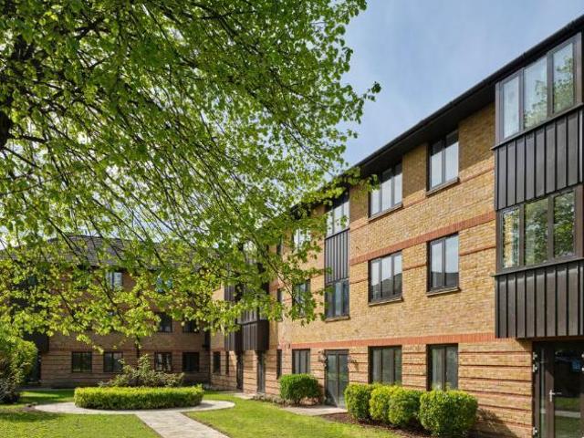 Kendon House, 12 Bryant Street. 1 bed flat to rent £2,297 pcm £530 pw