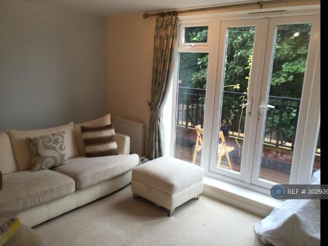 Kendrick Grove, Birmingham, B28 3 bed terraced house to rent £1,550 pcm £358 pw