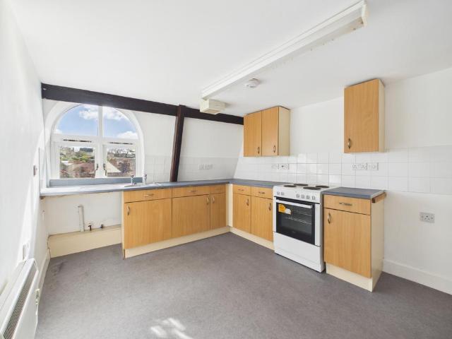 Kendrick House, Kendrick Lane. 1 bed apartment to rent £900 pcm £208 pw