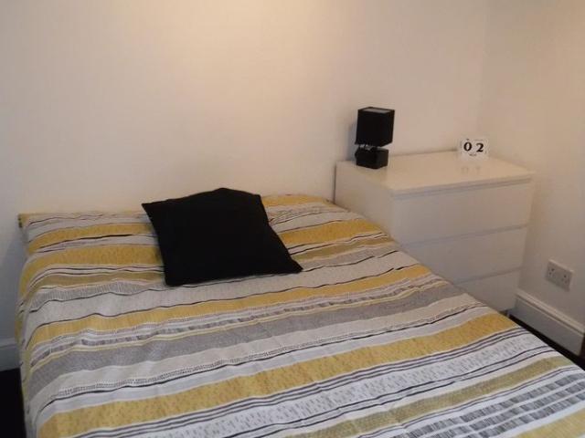 Kendrick Street, Wednesbury WS10, Studio to rent, £650 pcm | PrimeLocation