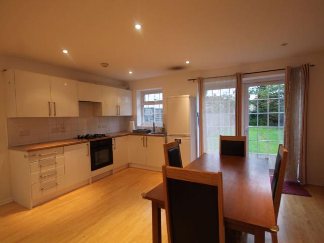 Kenilworth Avenue, Romford RM3, 5 bed semi detached house to rent, £2,300 pcm | PrimeLocation