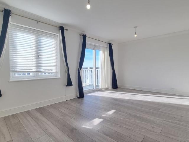 Kenilworth Close, Brighton, BN2 3 bed house to rent £2,000 pcm £462 pw