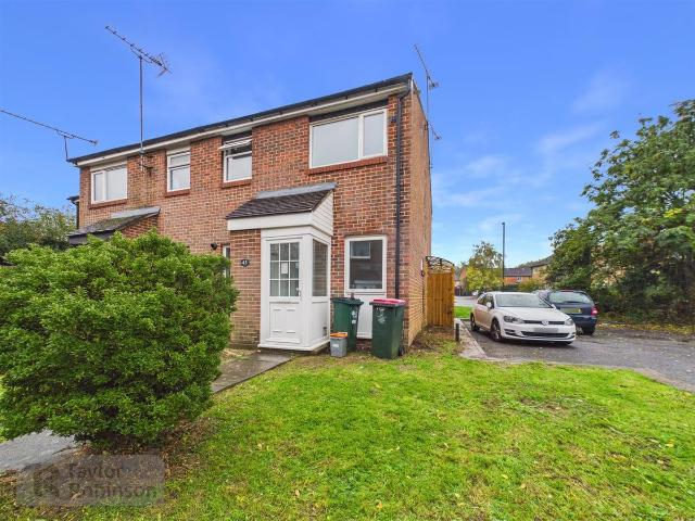 Kenilworth Close, Crawley, West Sussex. RH11, 1 bed property to rent, £1,200 pcm | PrimeLocation