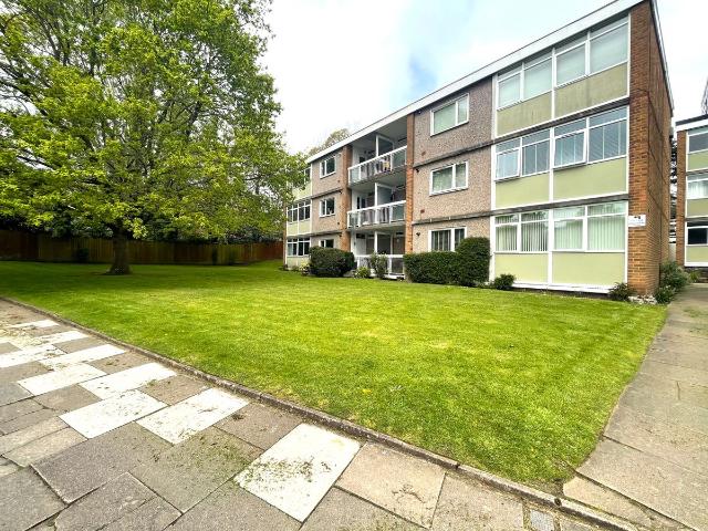 Kenilworth Court, Styvechale, Coventry CV3, 2 bed flat to rent, £1,195 pcm | PrimeLocation