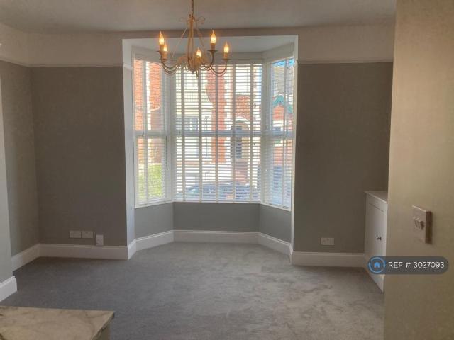 Kenilworth Road, Southsea, PO5 1 bed flat to rent £950 pcm £219 pw
