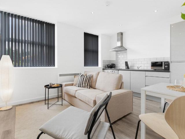 Kenilworth Road, Solihull CV7, 1 bed flat to rent, £895 pcm | PrimeLocation
