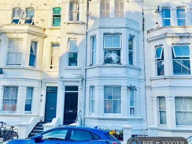 Kenilworth Road, St. Leonards On Sea. 1 bed flat to rent £960 pcm £222 pw