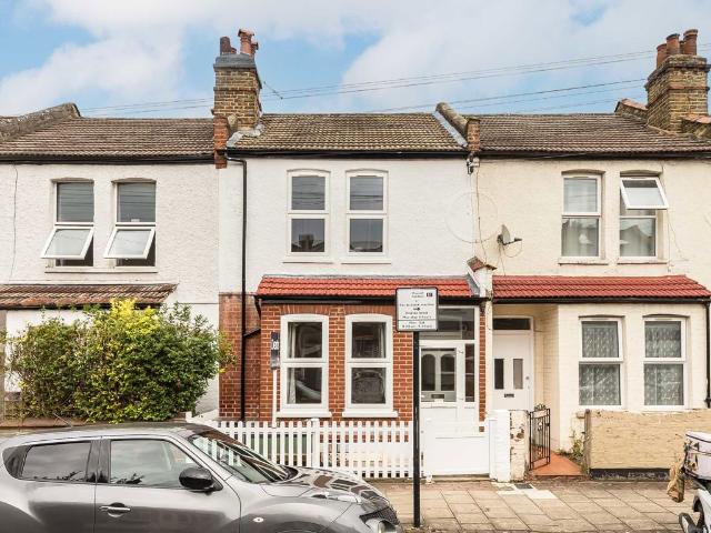 Kenlor Road, Tooting SW17, 3 bed property to rent, £2,900 pcm | PrimeLocation