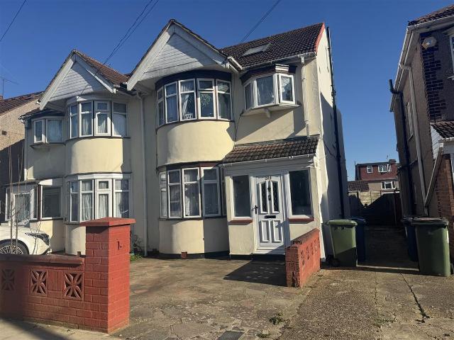 Kenmore Avenue, Harrow HA3, 4 bed semi detached house to rent, £2,750 pcm | PrimeLocation