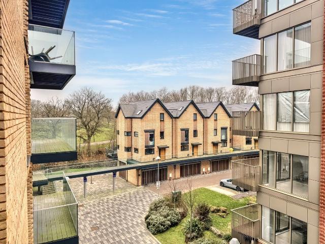 Kenmore Place, Ashford TN23, 2 bed flat to rent, £1,425 pcm | PrimeLocation