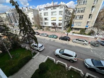 Kennedy Caddesi Üzerinde Prestijli Konumda Kiralık Daire