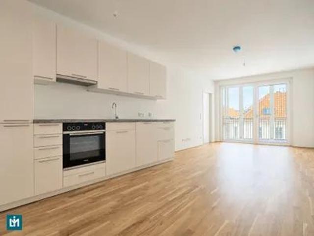 ! KENNEDY GARDEN ! SCHÖNE 2 ZIMMER WOHNUNG, MIT FREIFLÄCHE / NÄHE U4 HIETZING