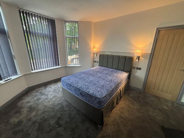 Kennerley Road, Stockport SK2, 1 bed property to rent, £1,000 pcm | PrimeLocation