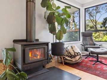 KENNETT RIVER TREE HOUSE