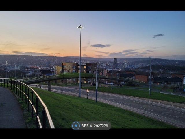 Kenninghall View, Sheffield S2, 3 bed detached house to rent, £1,250 pcm | PrimeLocation