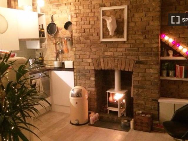 Kensal House, 553 579 Harrow Road, London, W10 4RH, United Kingdom | 1 bed apartment for rent #112698866 | Rentberry