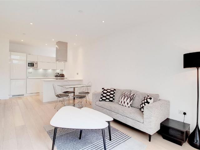 Kensington Apartments, London E1, 1 bed flat to rent, £2,383 pcm | PrimeLocation