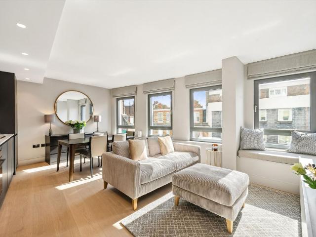 Kensington Church Street, London W8, 1 bed flat to rent, £4,000 pcm | PrimeLocation