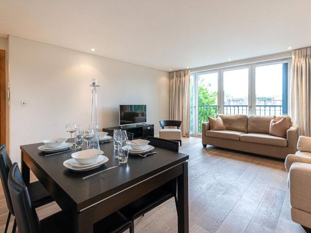 Kensington Church Street, London W8, 1 bed flat to rent, £2,925 pcm | PrimeLocation