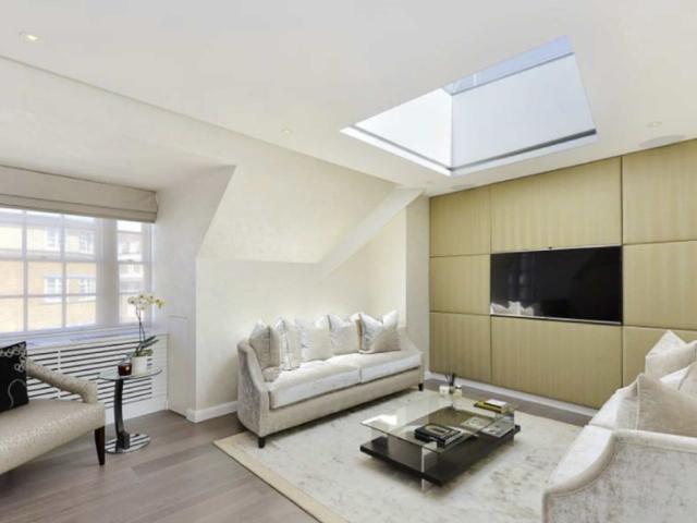 Kensington Church Street, London W8, 3 bed flat to rent, £5,850 pcm | PrimeLocation