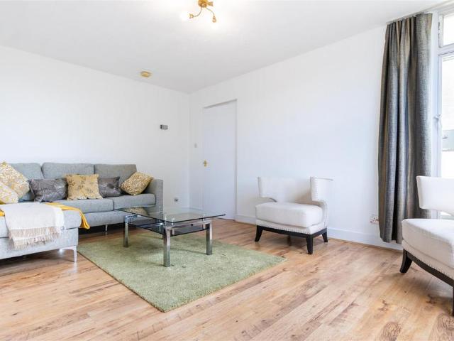 Kensington Church Street, Notting. 1 bed apartment to rent £2,080 pcm £480 pw