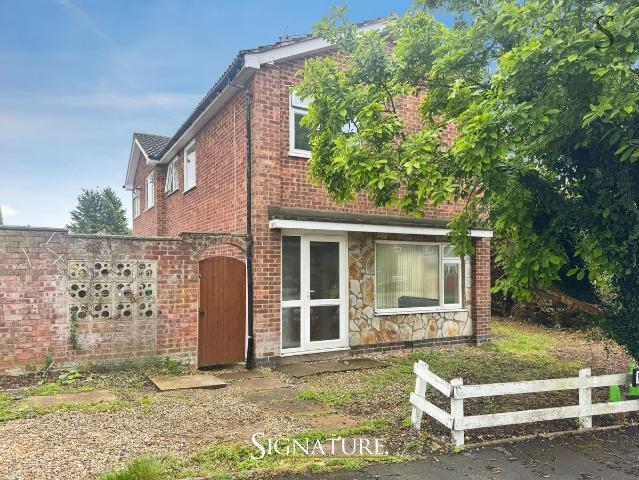 Kensington Close, Oadby LE2, 3 bed semi detached house to rent, £1,195 pcm | PrimeLocation