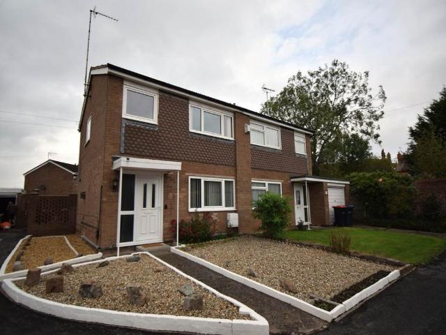 Kensington Close, Chester, 3 bed semi detached house to rent £1,250 pcm £288 pw