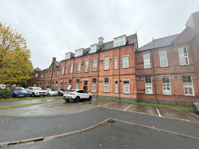 Kensington Drive, Tamworth B79, 1 bed flat to rent, £825 pcm | PrimeLocation