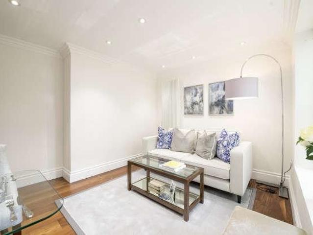 Kensington Gardens Square, Bayswater, W2
