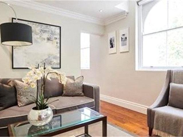 Kensington Gardens Square, Kensington W2, 2 bed flat to rent, £5,785 pcm | PrimeLocation