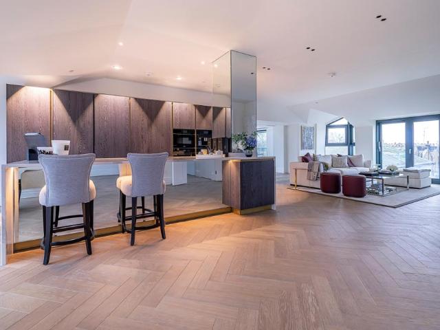 Kensington Gardens Square London W2 4 bed penthouse to rent £32,975 pcm £7,610 pw