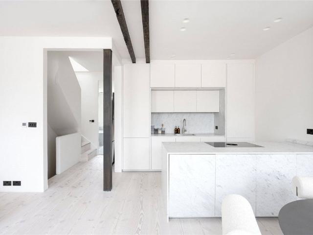 Kensington Gardens Square, London W2, 1 bed flat to rent, £4,983 pcm | PrimeLocation