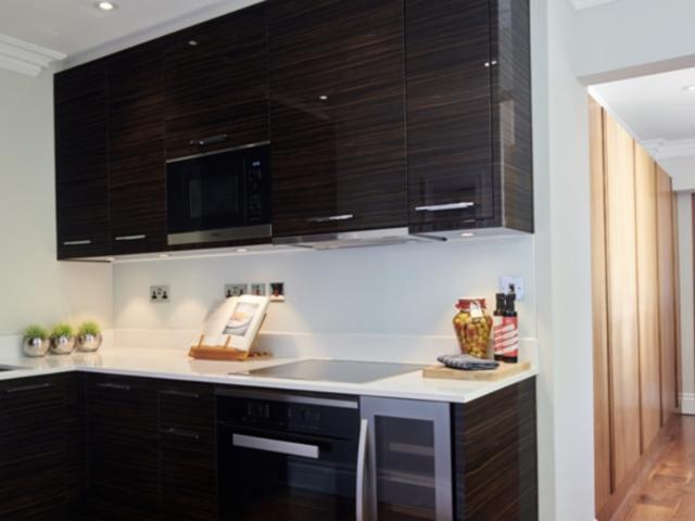 Kensington Gardens Square, London W2 2 bed apartment to rent £5,785 pcm £1,335 pw