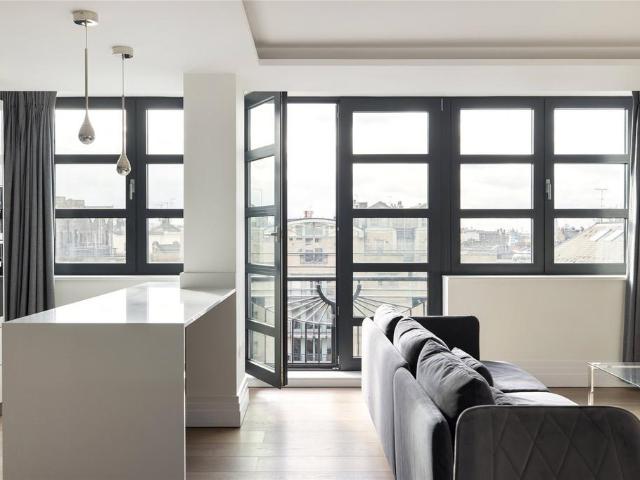 Kensington Gardens Square, London, W2 2 bed apartment to rent £6,851 pcm £1,581 pw