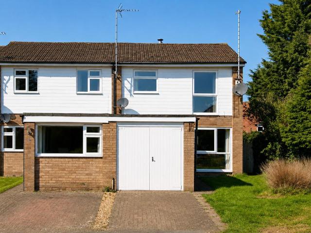 Kensington Green, Chester 3 bed semi detached house to rent £1,125 pcm £260 pw