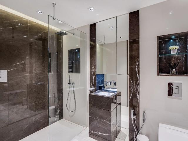 Kensington High Street, London W14, 3 bed flat to rent, £6,599 pcm | PrimeLocation