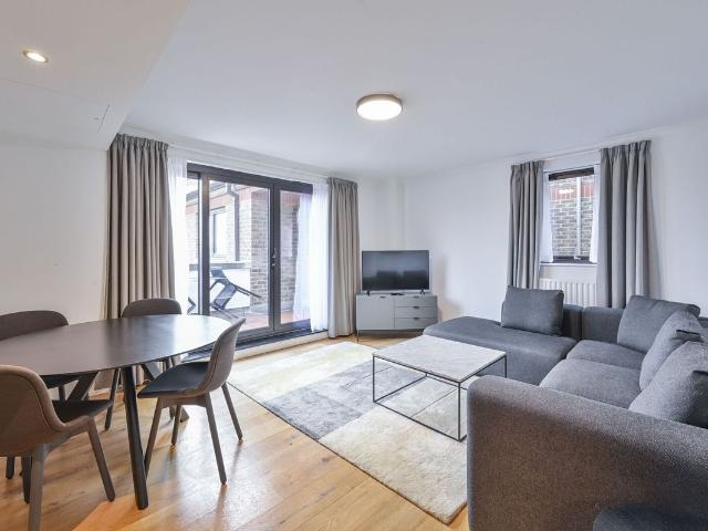 Kensington High Street, London W8, High Street Kensington, London, 1 bed flat to rent, £11,067 pcm | PrimeLocation