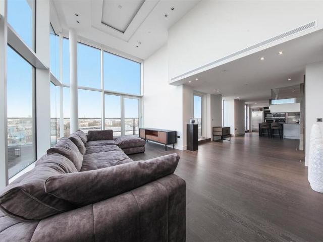 Kensington High Street, W14 3 bed flat to rent £15,000 pcm £3,462 pw