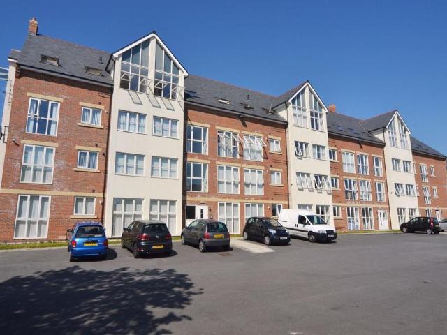 Kensington House, Ashbrooke. 2 bed apartment to rent £650 pcm £150 pw