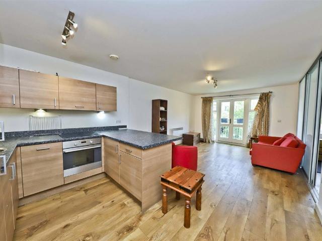 Kensington House, West Drayton UB7, 1 bed flat to rent, £1,350 pcm | PrimeLocation