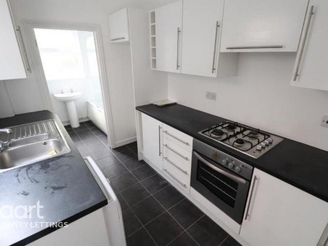 Kensington Road, Coventry 3 bed terraced house to rent £1,175 pcm £271 pw