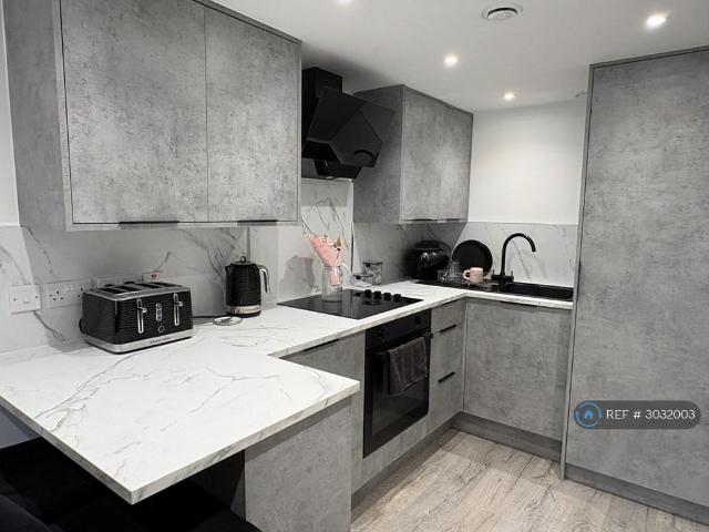 Kensington Road, Liverpool, L7 1 bed maisonette to rent £900 pcm £208 pw