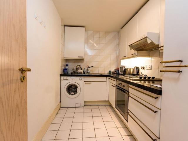 Kensington west, High Street. 1 bed flat to rent £2,600 pcm £600 pw