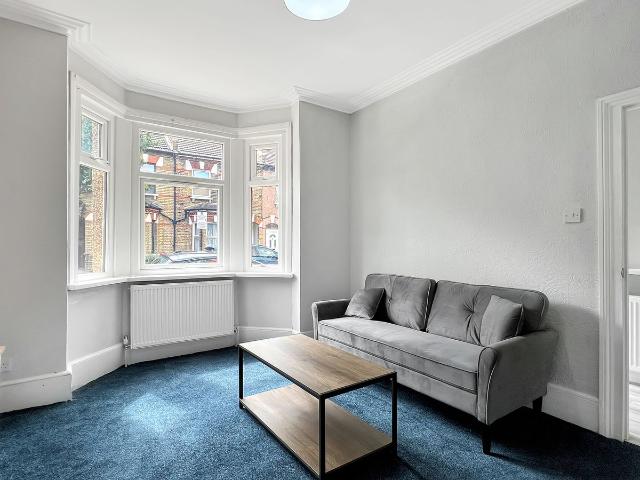 Keogh Road, London E15, 4 bed terraced house to rent, £3,400 pcm | PrimeLocation