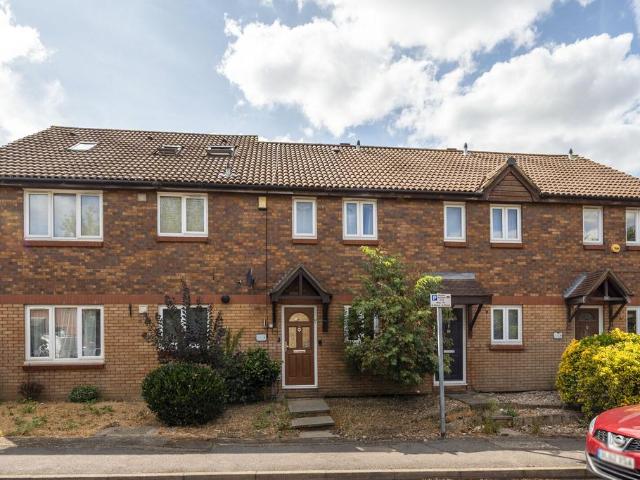 Keats Close, South Wimbledon, London. 2 bed terraced house to rent £3,684 pcm £850 pw